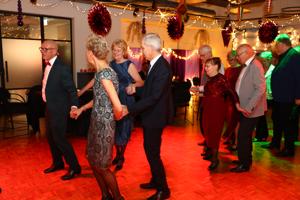 2e Kerstbal (100)